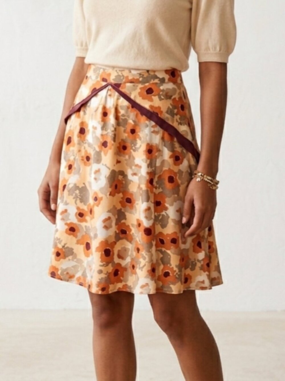XS bul Australia Floral Skirt in Orange and Cream